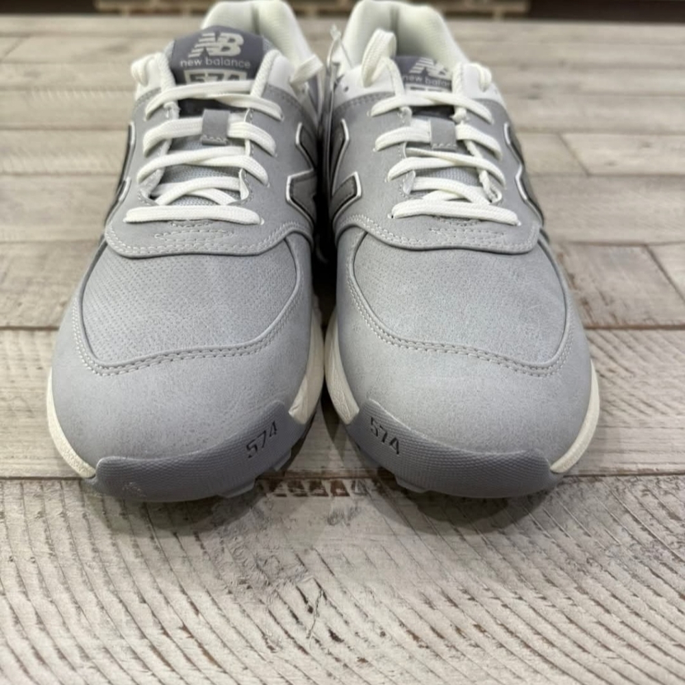 New Balance Womens 574 V2 Golf Shoes in White and Grey